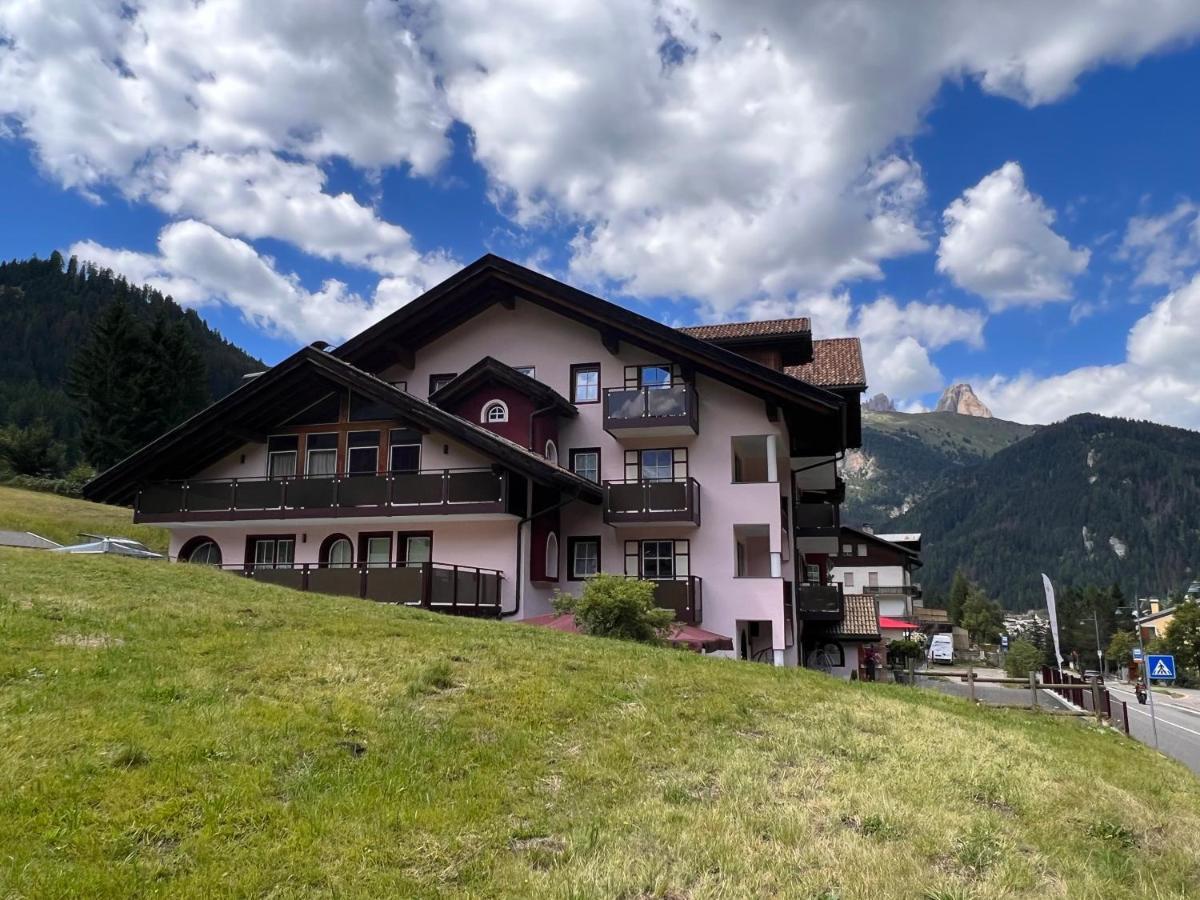Albergo Conturina Alba di Canazei Exterior photo